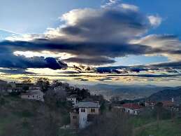 Archontiko Polyzos 19 Chrysanthemo