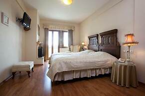 Archontiko Polyzos 11 Manolia