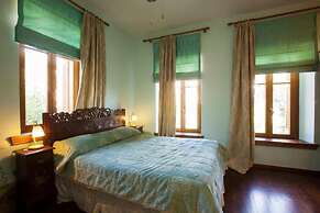 Archontiko Polyzos 21 Irida