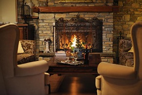 Archontiko Polyzos 13 Menda