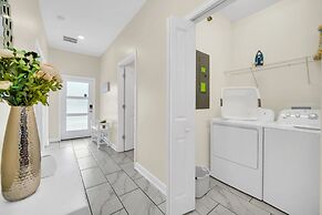 Frozen, Spiderman and Mickey Rooms, Private Pool!