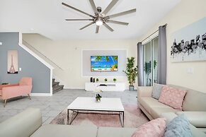 Frozen, Spiderman and Mickey Rooms, Private Pool!