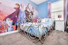 Frozen, Spiderman and Mickey Rooms, Private Pool!