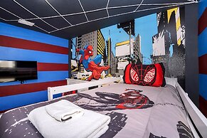 Frozen, Spiderman and Mickey Rooms, Private Pool!