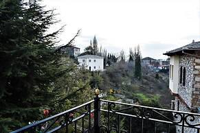 Archontiko Polyzos 12 Freza