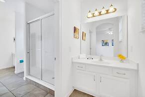 Short Walk From Clubhouse! Wonderful Pool Villa