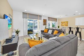 Short Walk From Clubhouse! Wonderful Pool Villa