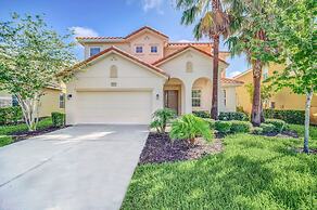 Short Walk From Clubhouse! Wonderful Pool Villa