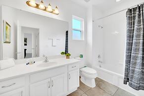 Short Walk From Clubhouse! Wonderful Pool Villa