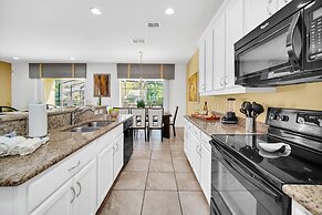 Short Walk From Clubhouse! Wonderful Pool Villa