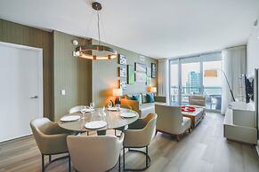 Fantastic 2BR Condo at Hollywood