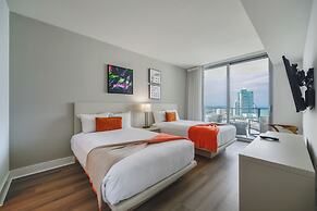 Fantastic 2BR Condo at Hollywood