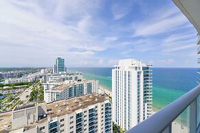 Fantastic 2BR Condo at Hollywood