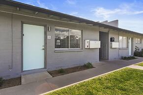 Contemporary Condo in Central Biltmore (94950471)