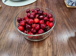 Hickory House Bed & Breakfast