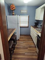 Hickory House Bed & Breakfast