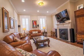 Hickory House Bed & Breakfast