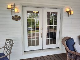 Hickory House Bed & Breakfast