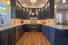 Hickory House Bed & Breakfast