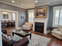 Hickory House Bed & Breakfast