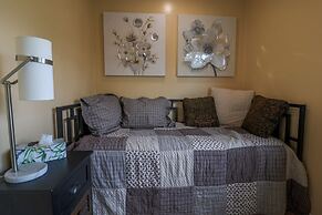 Hickory House Bed & Breakfast