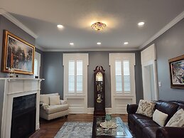 Hickory House Bed & Breakfast