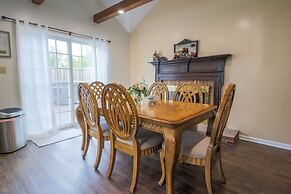 Hickory House Bed & Breakfast