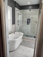 Hickory House Bed & Breakfast