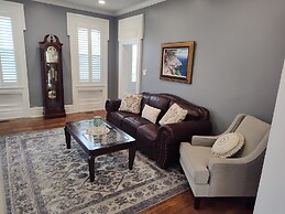 Hickory House Bed & Breakfast