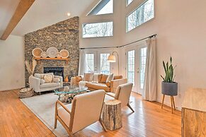 Game Room & Hot Tub: Bryson City Cabin!