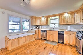 Game Room & Hot Tub: Bryson City Cabin!
