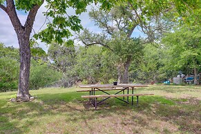 Pet-friendly Canyon Lake Home - 2 Mi to Beach!