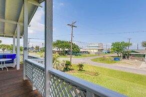 2 Blocks to Bay: Misty Harbor Rockport Home