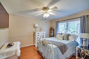 Spacious Montgomery Home ~ 3 Mi to Downtown!