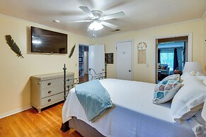 Spacious Montgomery Home ~ 3 Mi to Downtown!