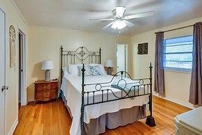 Spacious Montgomery Home ~ 3 Mi to Downtown!