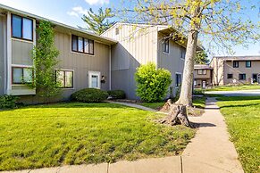 Lawrence Vacation Rental ~ 12 Mi to Indianapolis!