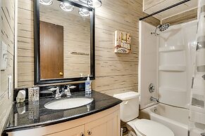 Lawrence Vacation Rental ~ 12 Mi to Indianapolis!