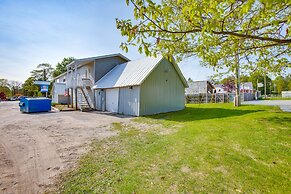 Charming Lake Ann Apartment - Walkable Location!