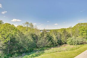 Lake-view Kentucky Getaway w/ Resort Amenities!
