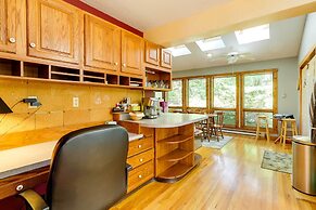 Spacious Woodbury Home w/ Pool + Hot Tub!
