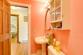 Spacious Woodbury Home w/ Pool + Hot Tub!