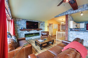 Prairie-style Home on Garden Bay w/ Deck + Hot Tub