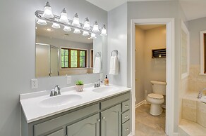 Massanutten Home Rental With Sauna & Game Room!