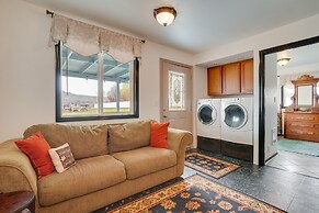 East Wenatchee Home w/ Yard & Hot Tub!