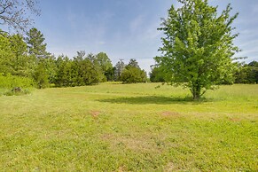 Peaceful Rutherfordton Getaway: 6 Mi to Downtown!