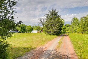 Peaceful Rutherfordton Getaway: 6 Mi to Downtown!