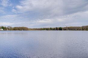 Grand Junction Lake Home: 13 Mi to South Haven!