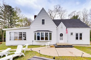 Grand Junction Lake Home: 13 Mi to South Haven!