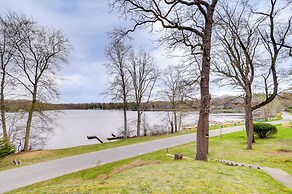 Grand Junction Lake Home: 13 Mi to South Haven!